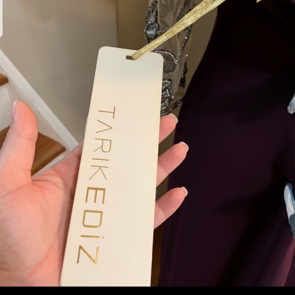 Evening gown - Picture 5 of 6